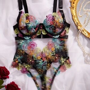 Gorgeous Sexy Lace Teddy Lingerie